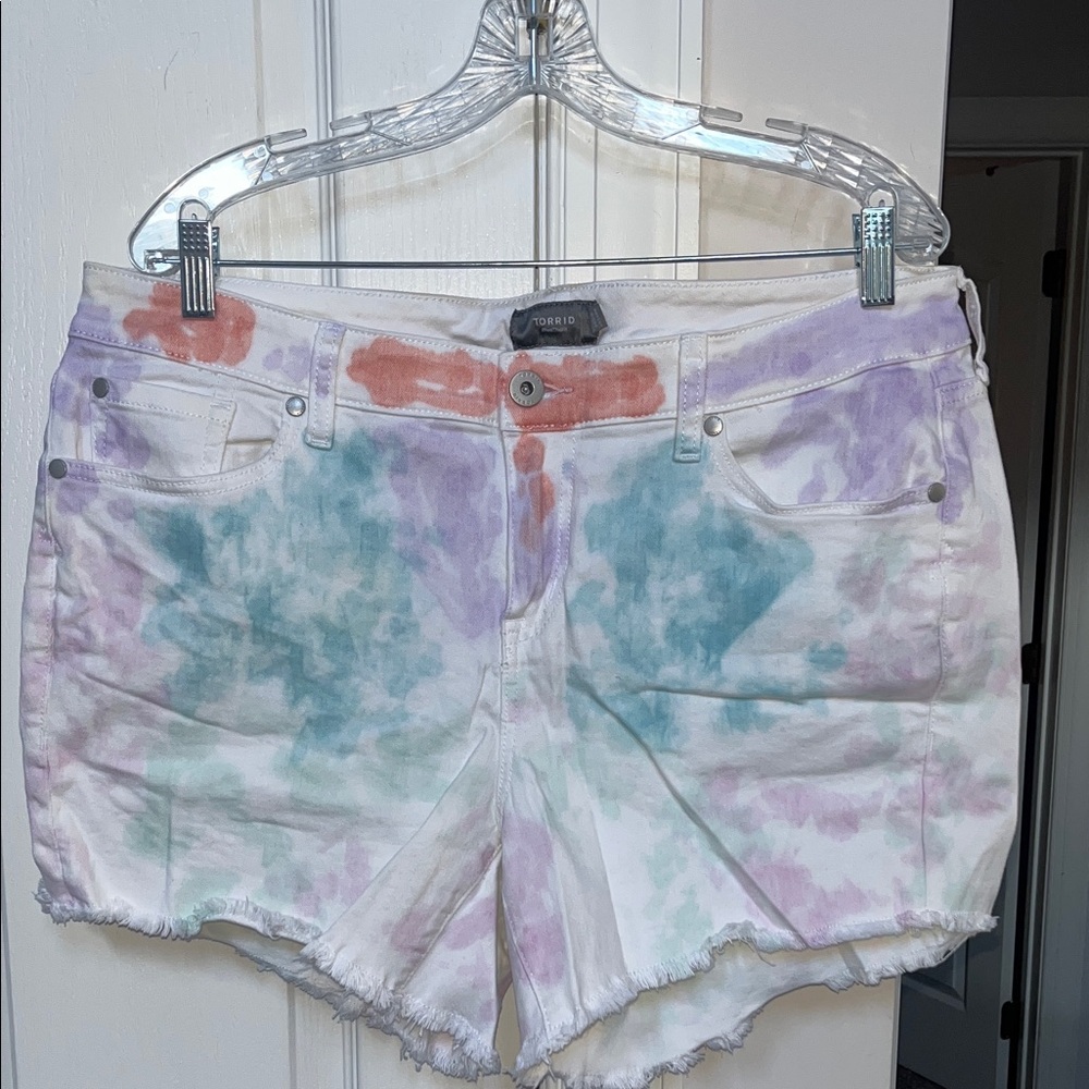 Torrid tie dye white denim shorts Size 14